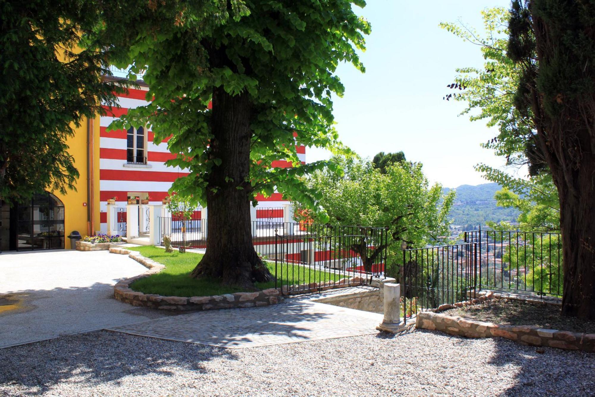 Agriturismo Villa Bissiniga Saló Exterior foto
