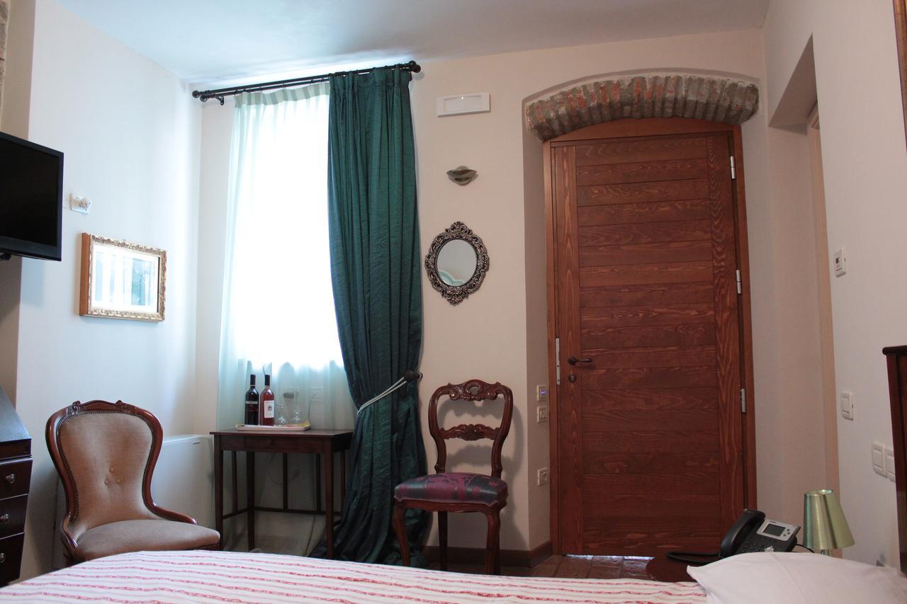 Agriturismo Villa Bissiniga Saló Exterior foto